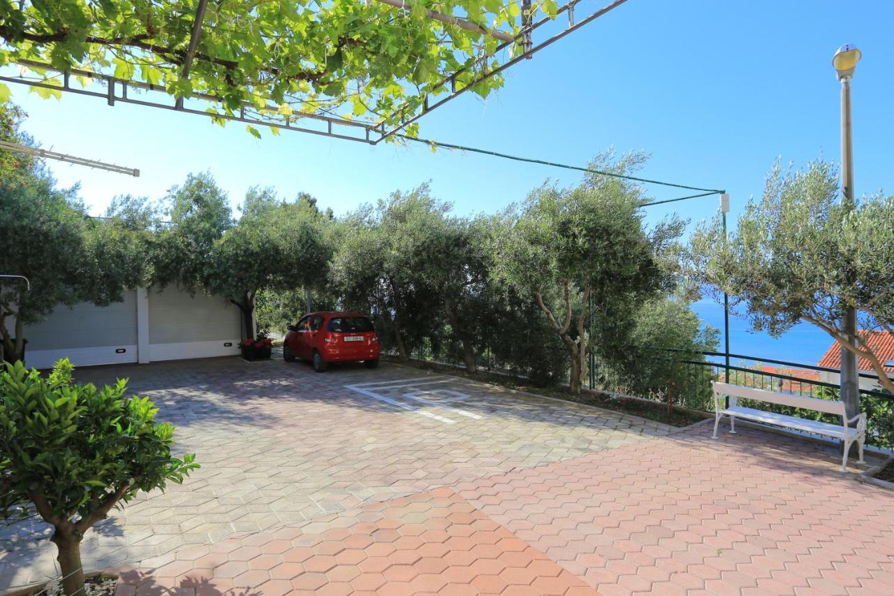 Apartments By The Sea Duce, Omis - 2737 Экстерьер фото
