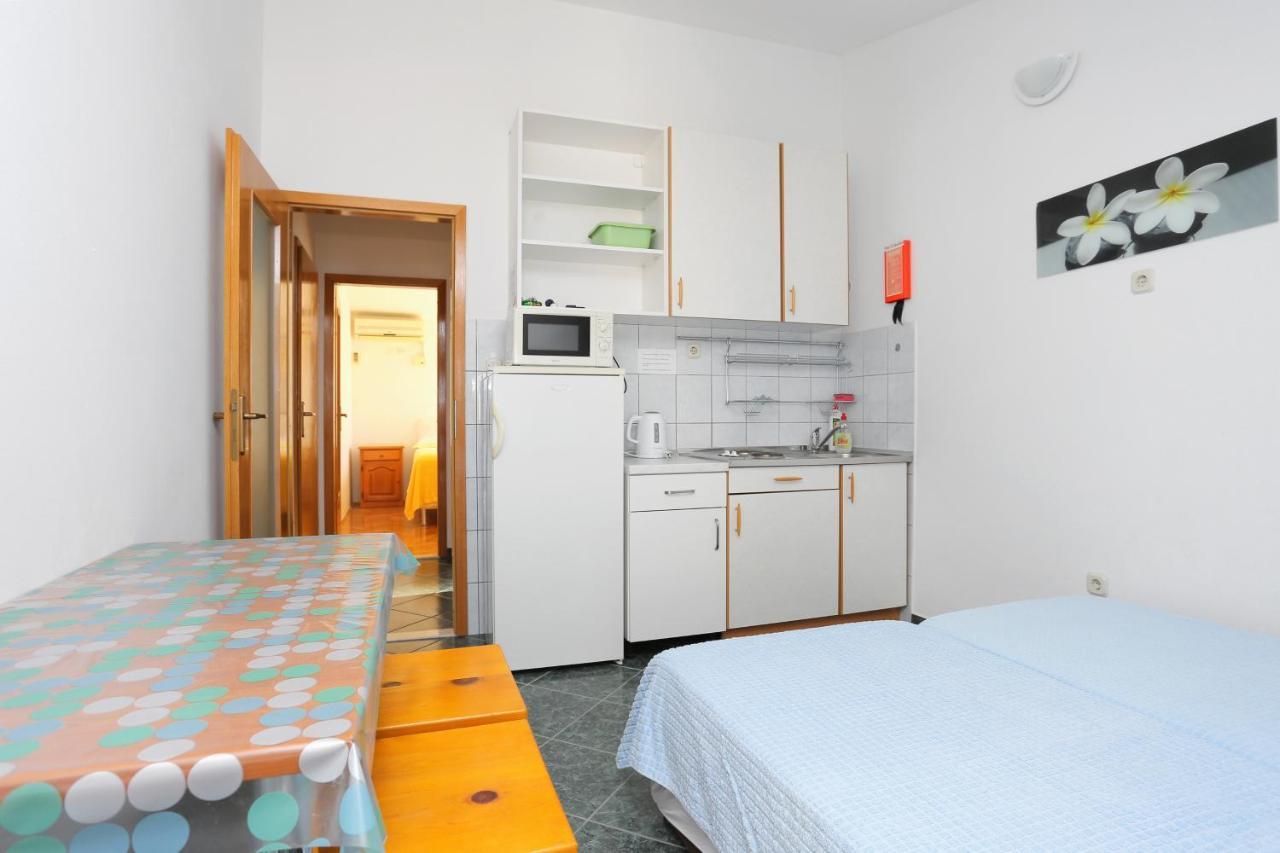 Apartments By The Sea Duce, Omis - 2737 Экстерьер фото